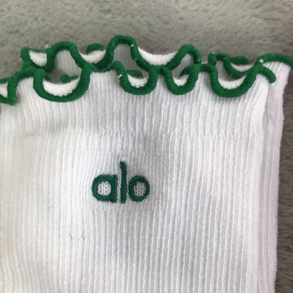 3 Pairs of Alo Lettuce edge Socks White, Yellow, & Pink Size S/M - Picture 3 of 8